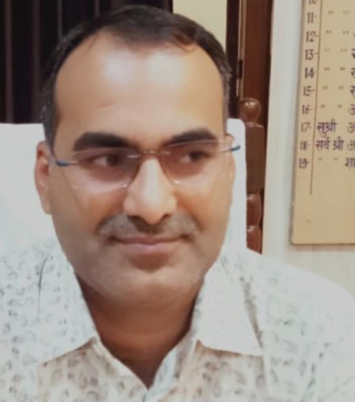 Shri. Raghvendra Kumar Dwivedi